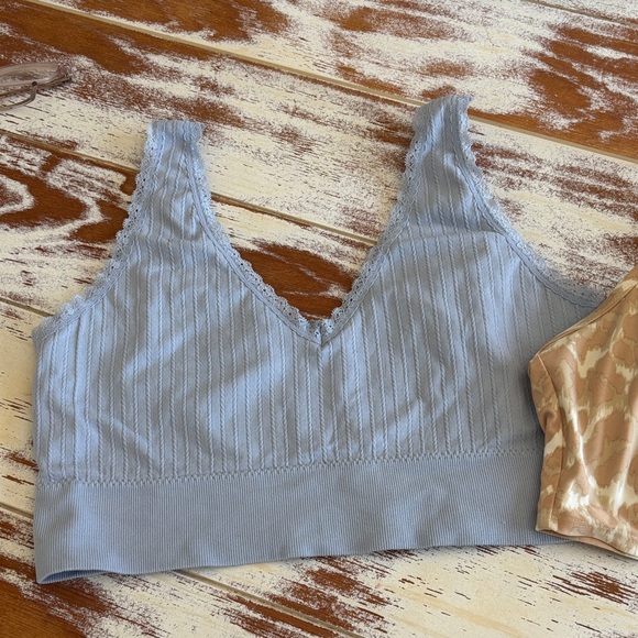 4 bras - Picture 1 of 11